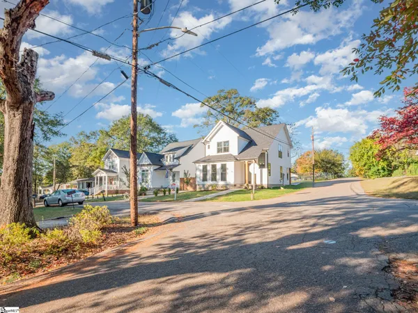 $325,000 | 204 Elder Street, Greenville, SC 29607