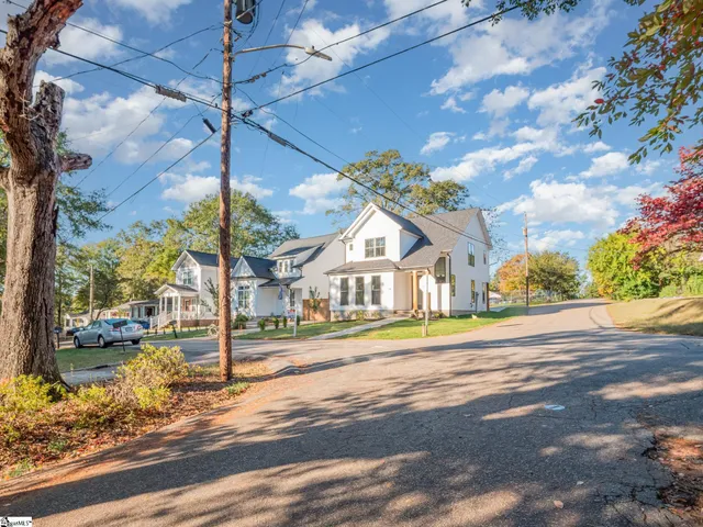 $325,000 | 204 Elder Street, Greenville, SC 29607