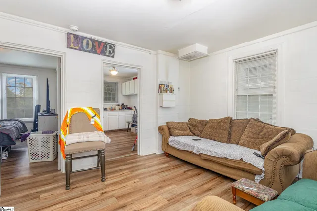 $325,000 | 204 Elder Street, Greenville, SC 29607