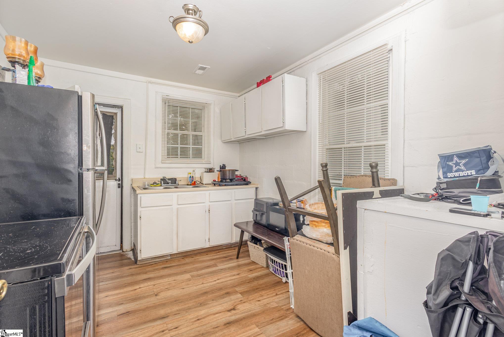 204 Elder Street Greenville, SC 29607 - Photo 23 of 31