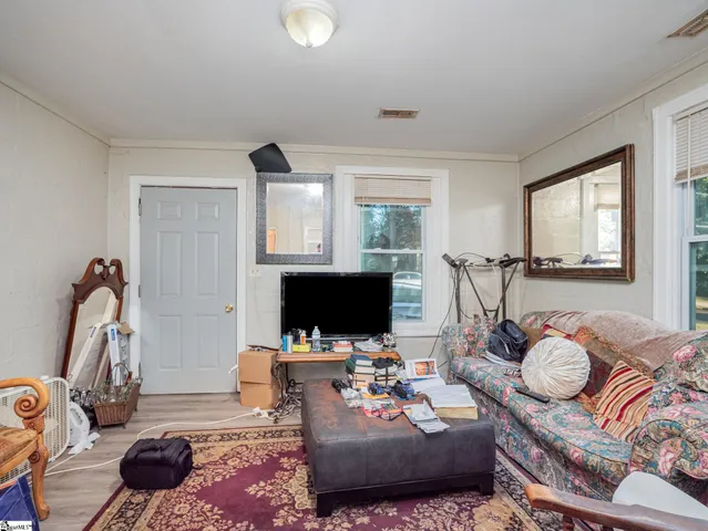 $325,000 | 204 Elder Street, Greenville, SC 29607