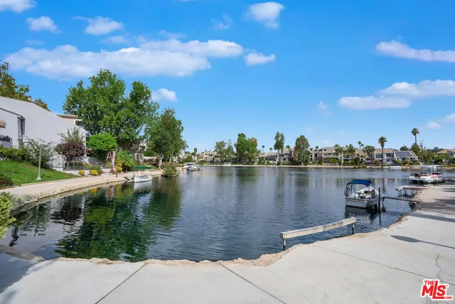 $7,500 | 4618 Park Mirasol, Calabasas, CA 91302