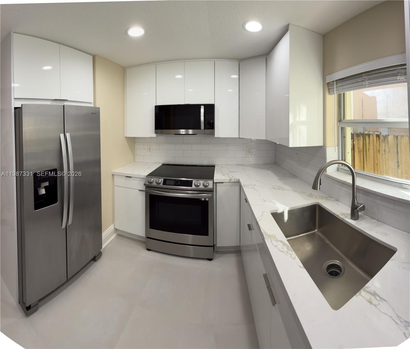 3148 Indiana Street, Unit 3148 Miami, FL 33133 - Photo 4 of 10