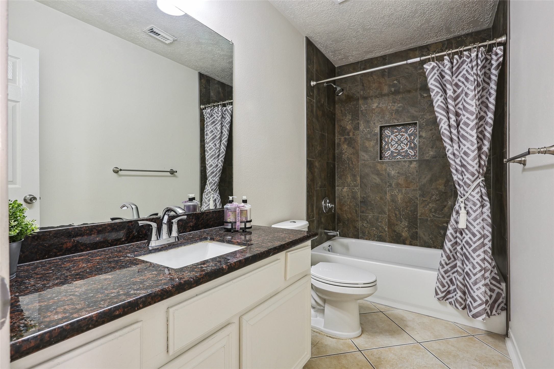 9423 Rippling Fields Drive Houston, TX 77064 - Photo 17 of 26