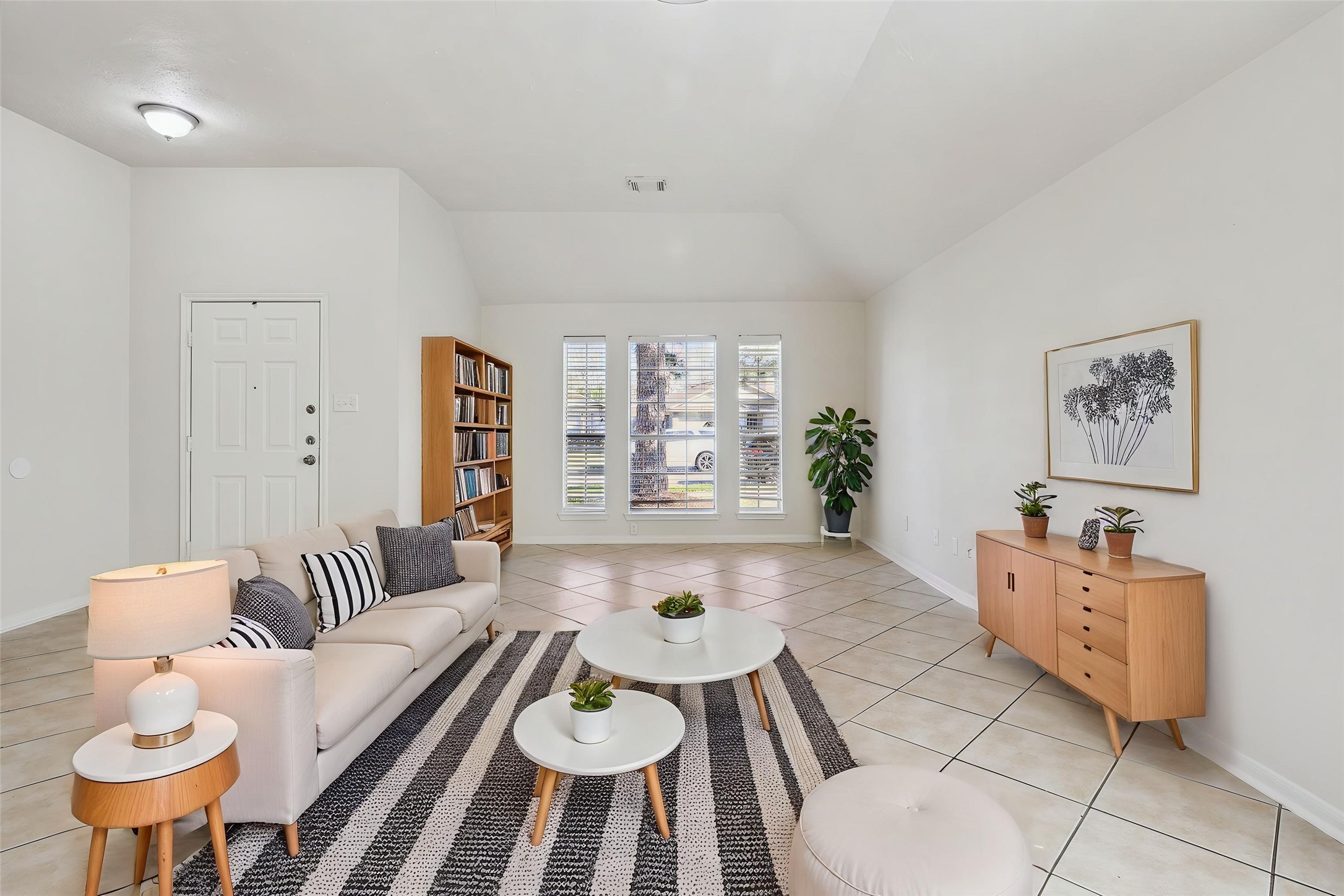 9423 Rippling Fields Drive Houston, TX 77064 - Photo 6 of 26