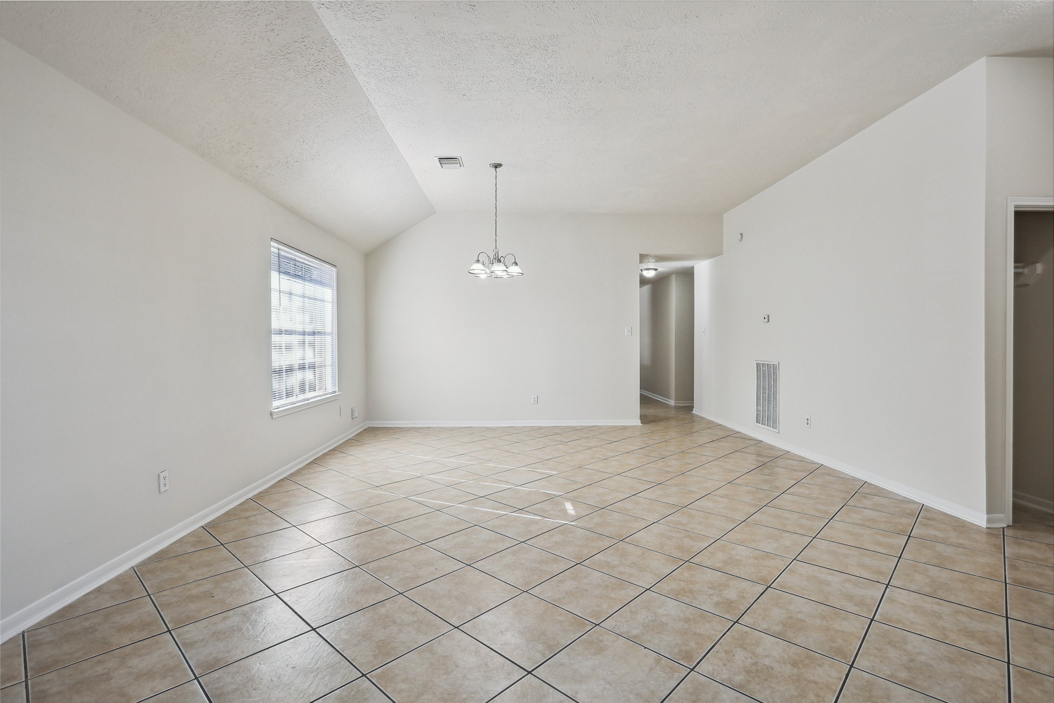 9423 Rippling Fields Drive Houston, TX 77064 - Photo 7 of 26