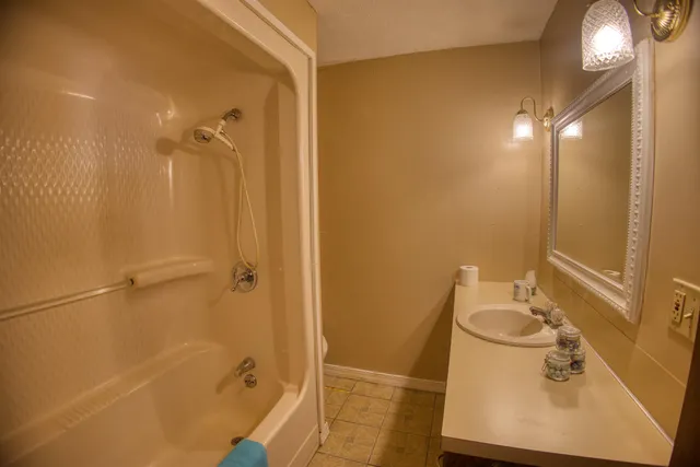 $449,900 | 10 Dore Street, Ossipee, NH 03814