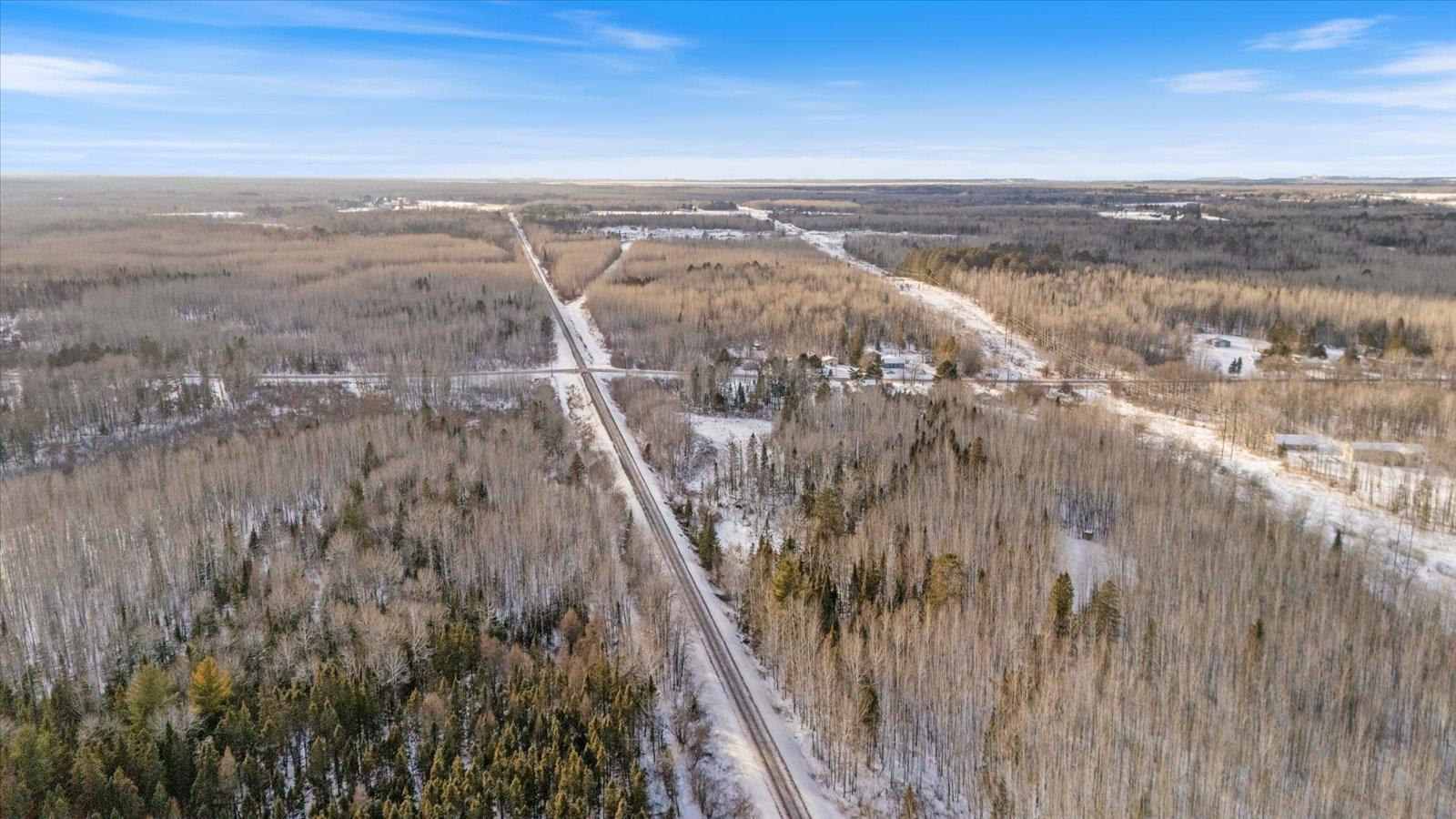 3394 Bunker Road Hibbing, MN 55746 - Photo 11 of 48