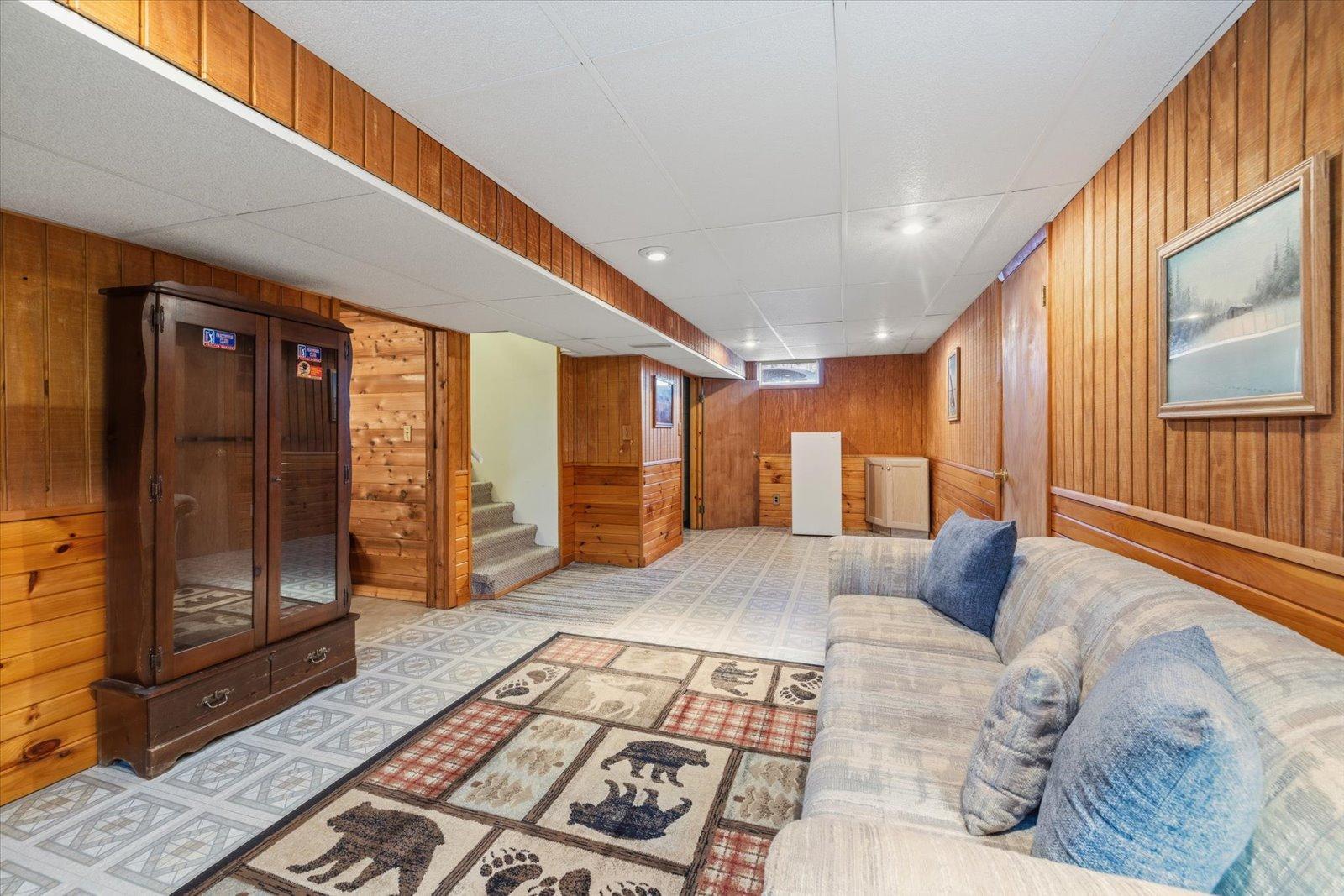 3394 Bunker Road Hibbing, MN 55746 - Photo 37 of 48