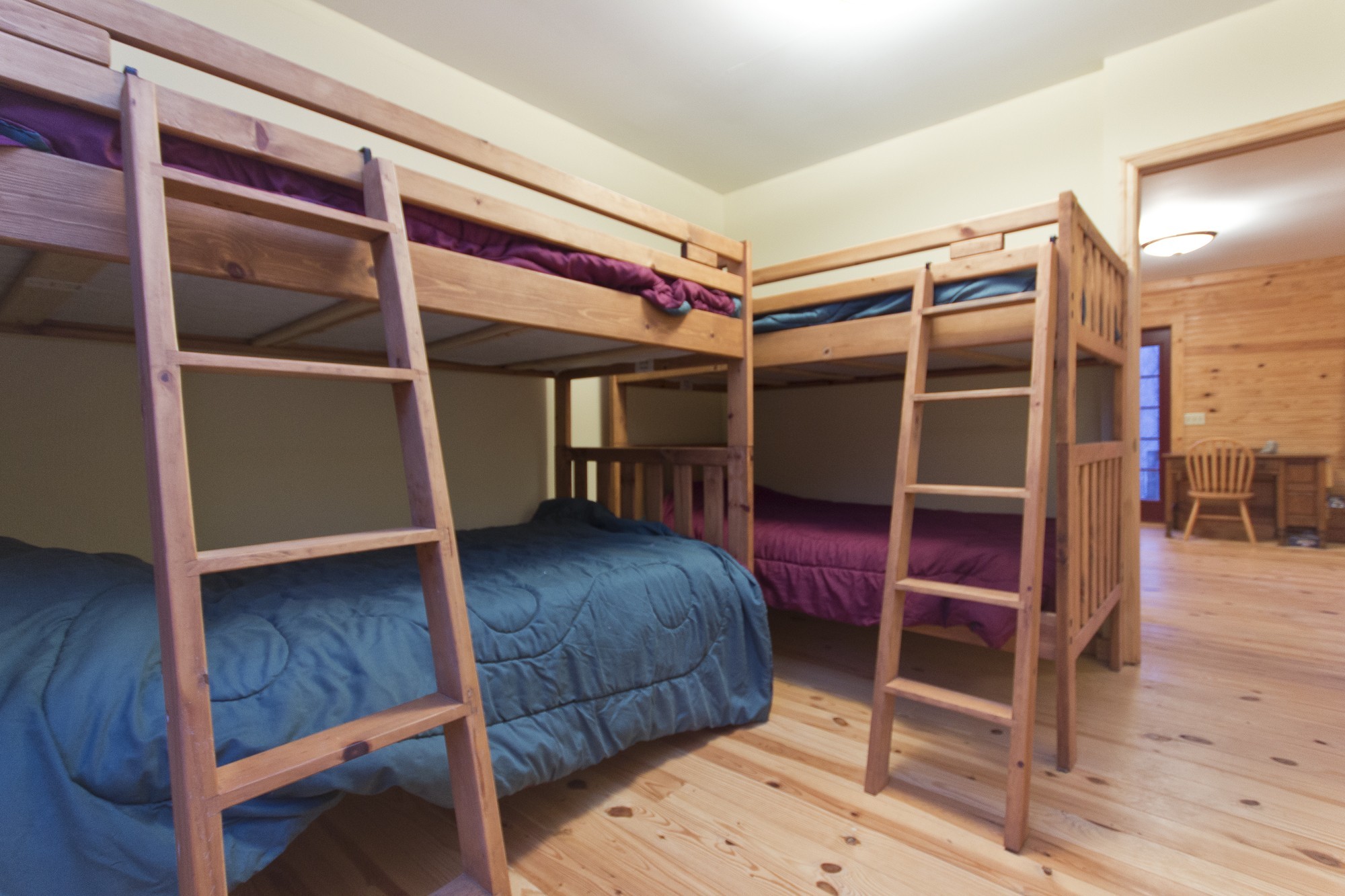 399 Coaling Road Charlotte, TN 37036 - Photo 19 of 32 a bedroom with a bed and a closet