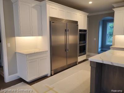 2323 Yorkshire Road Birmingham, MI 48009 - Photo 14 of 42