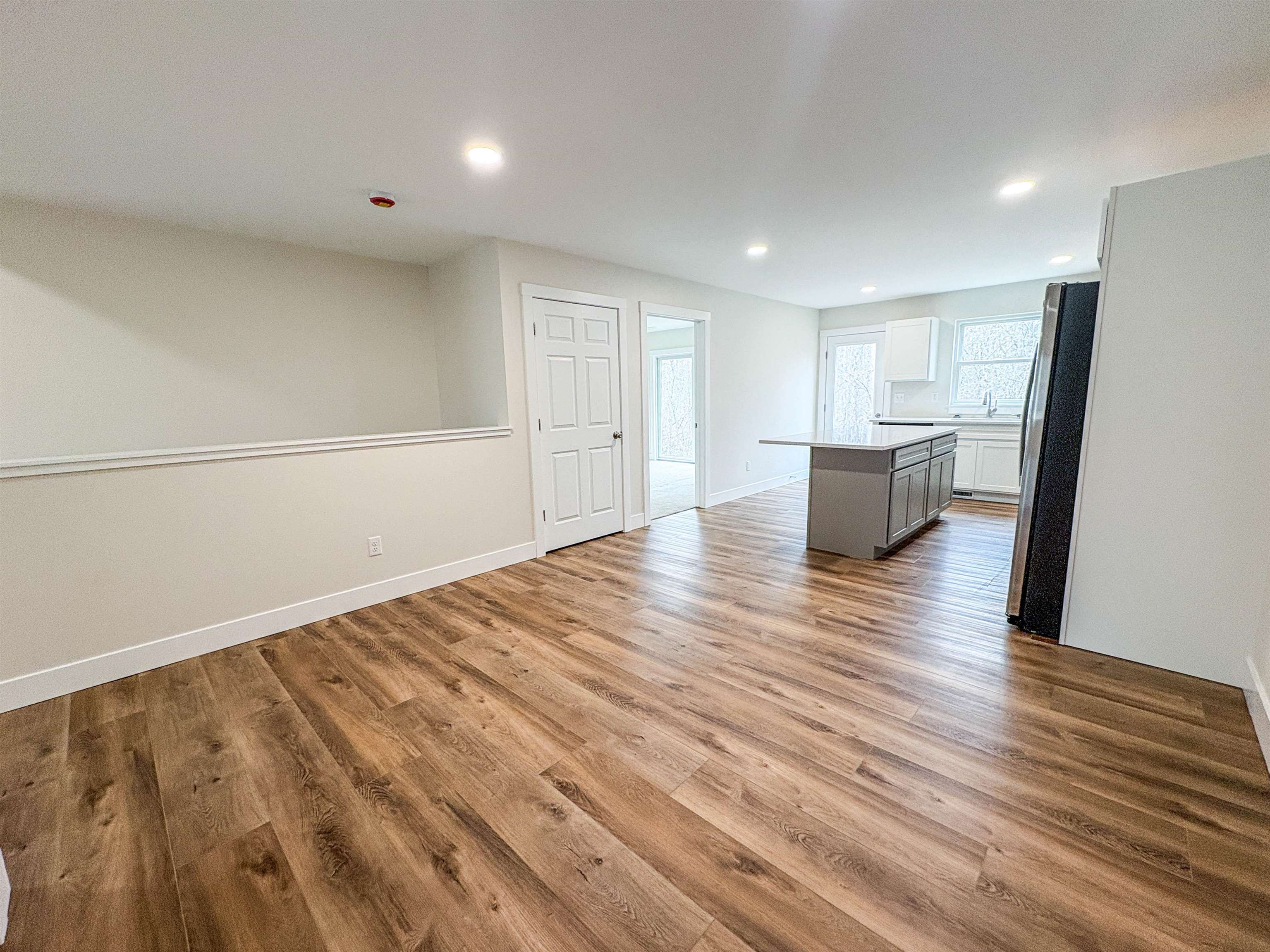 11433 Windmill Pointe Clio, MI 48420 - Photo 6 of 32