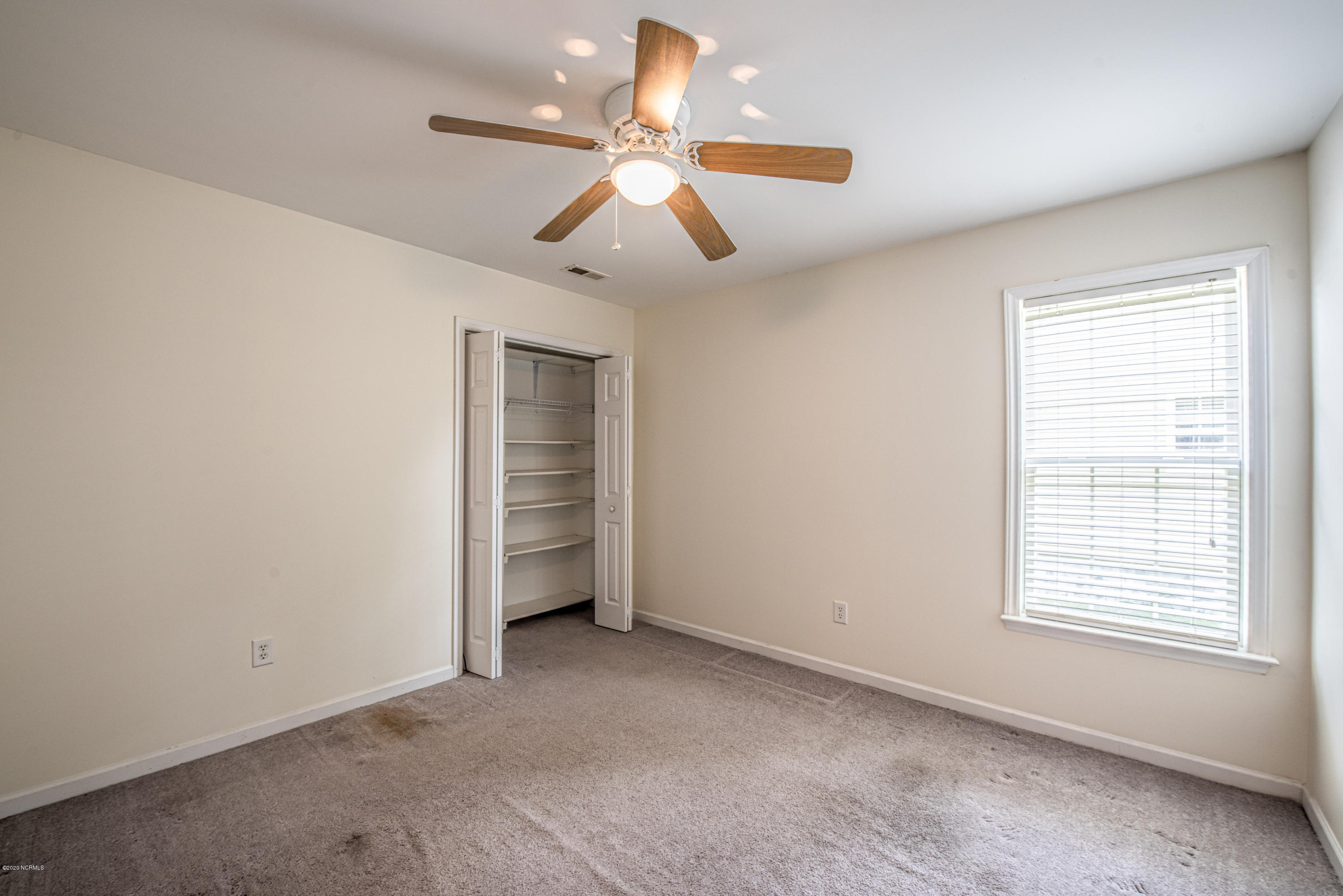 138 Bermuda View New Bern, NC 28560 - Photo 15 of 33 Bedroom 2