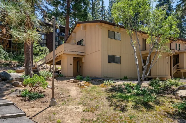 $890,000 | 321 Ski Way, Unit 119, Incline Village, NV 89451