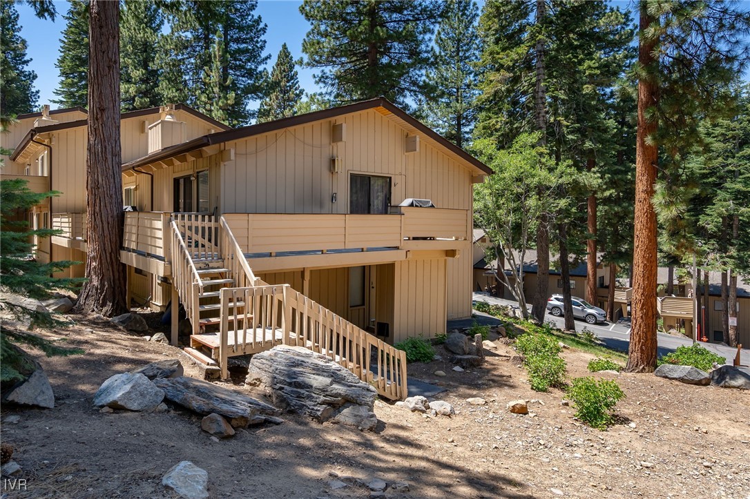 321 Ski Way, Unit 119 Incline Village, NV 89451 - Photo 4 of 18