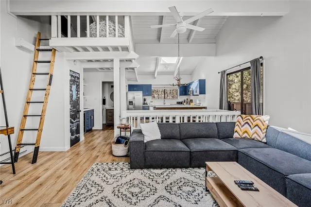 $890,000 | 321 Ski Way, Unit 119, Incline Village, NV 89451