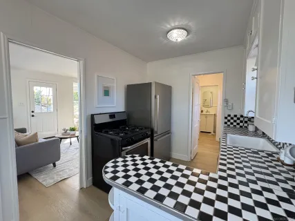 $1,799,000 | 2850 Highland Drive, Carlsbad, CA 92008