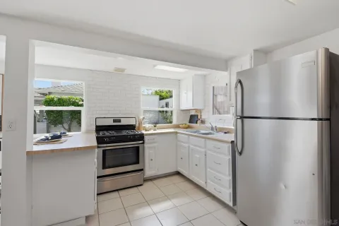 $1,799,000 | 2850 Highland Drive, Carlsbad, CA 92008