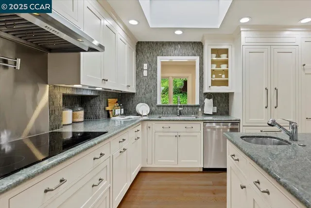 $1,895,000 | 24 Valencia Road, Orinda, CA 94563