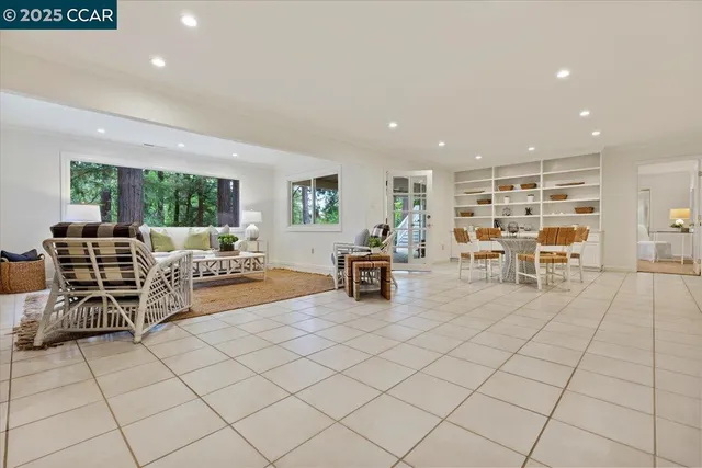 $1,895,000 | 24 Valencia Road, Orinda, CA 94563