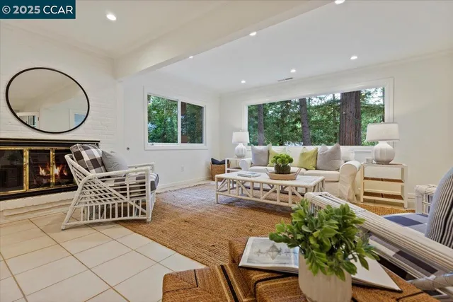 $1,895,000 | 24 Valencia Road, Orinda, CA 94563