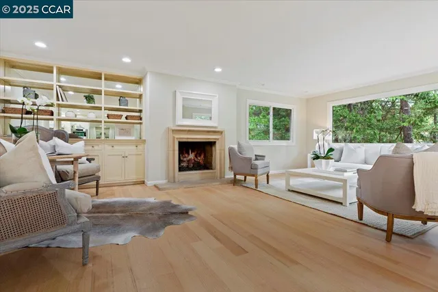 $1,895,000 | 24 Valencia Road, Orinda, CA 94563