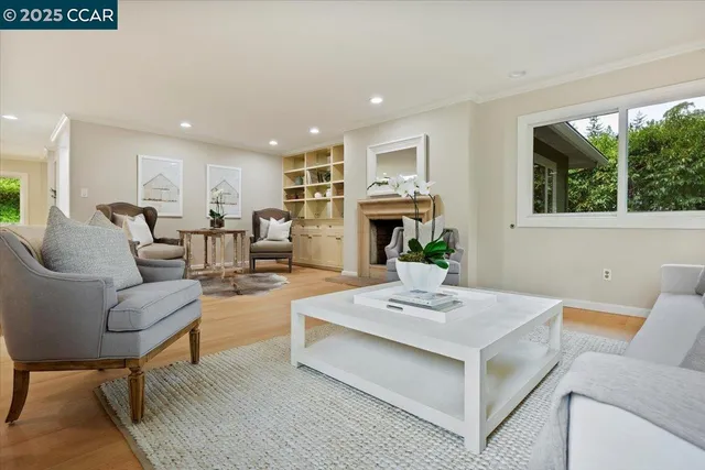 $1,895,000 | 24 Valencia Road, Orinda, CA 94563