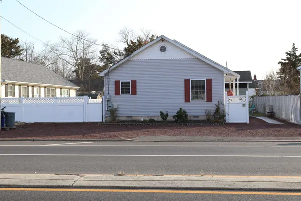 $480,000 | 405 Millman Boulevard, Del Haven, NJ 08251