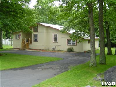 70 Gap View Circle Bushkill, PA 18324 - Photo 1 of 4 Gallery Image 1
