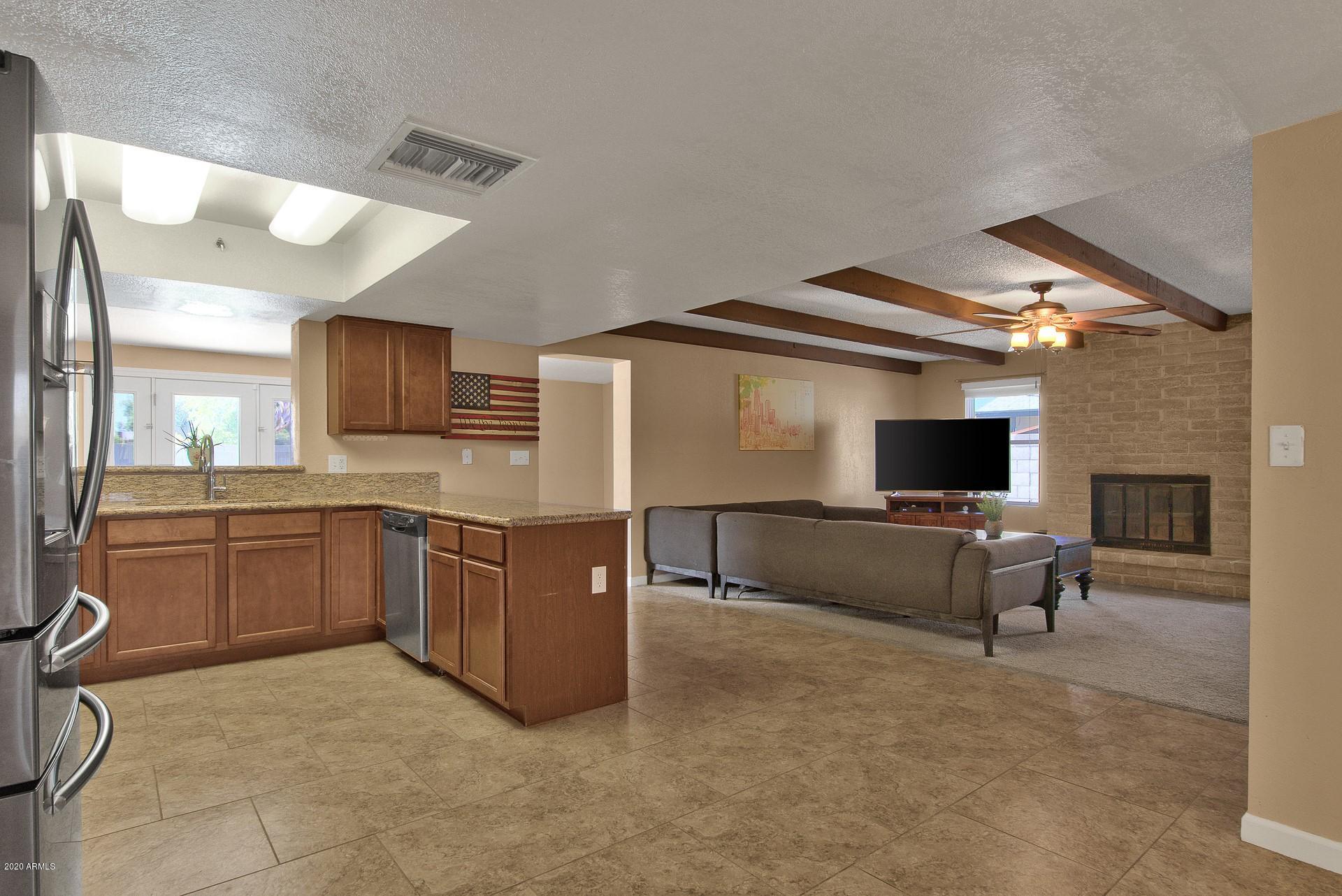 2121 East Decatur Street Mesa, AZ 85213 - Photo 3 of 17 Kitchen_Family Room