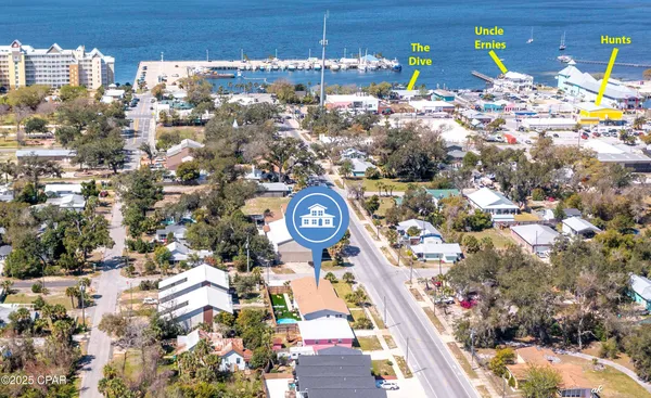 $2,800 | 2615 West 11th Street, Panama City, FL 32401