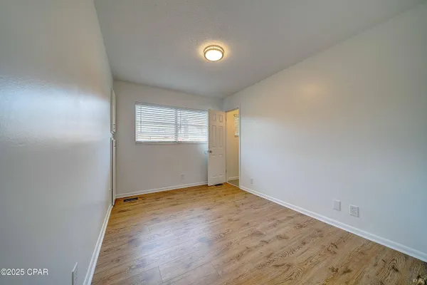 $2,800 | 2615 West 11th Street, Panama City, FL 32401