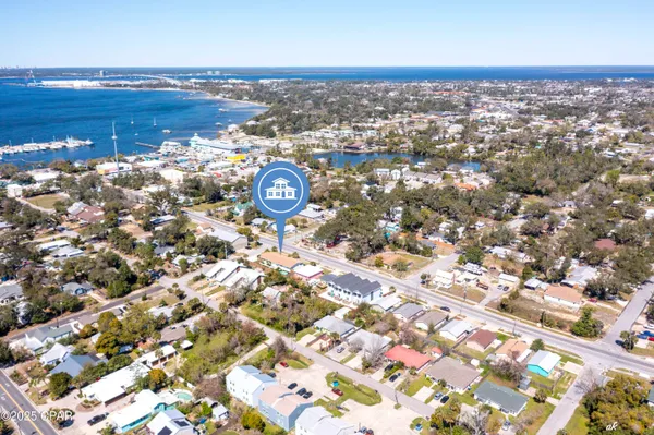 $2,800 | 2615 West 11th Street, Panama City, FL 32401