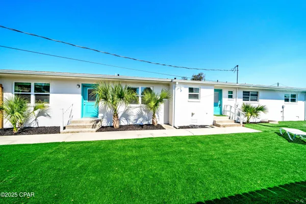 $2,800 | 2615 West 11th Street, Panama City, FL 32401