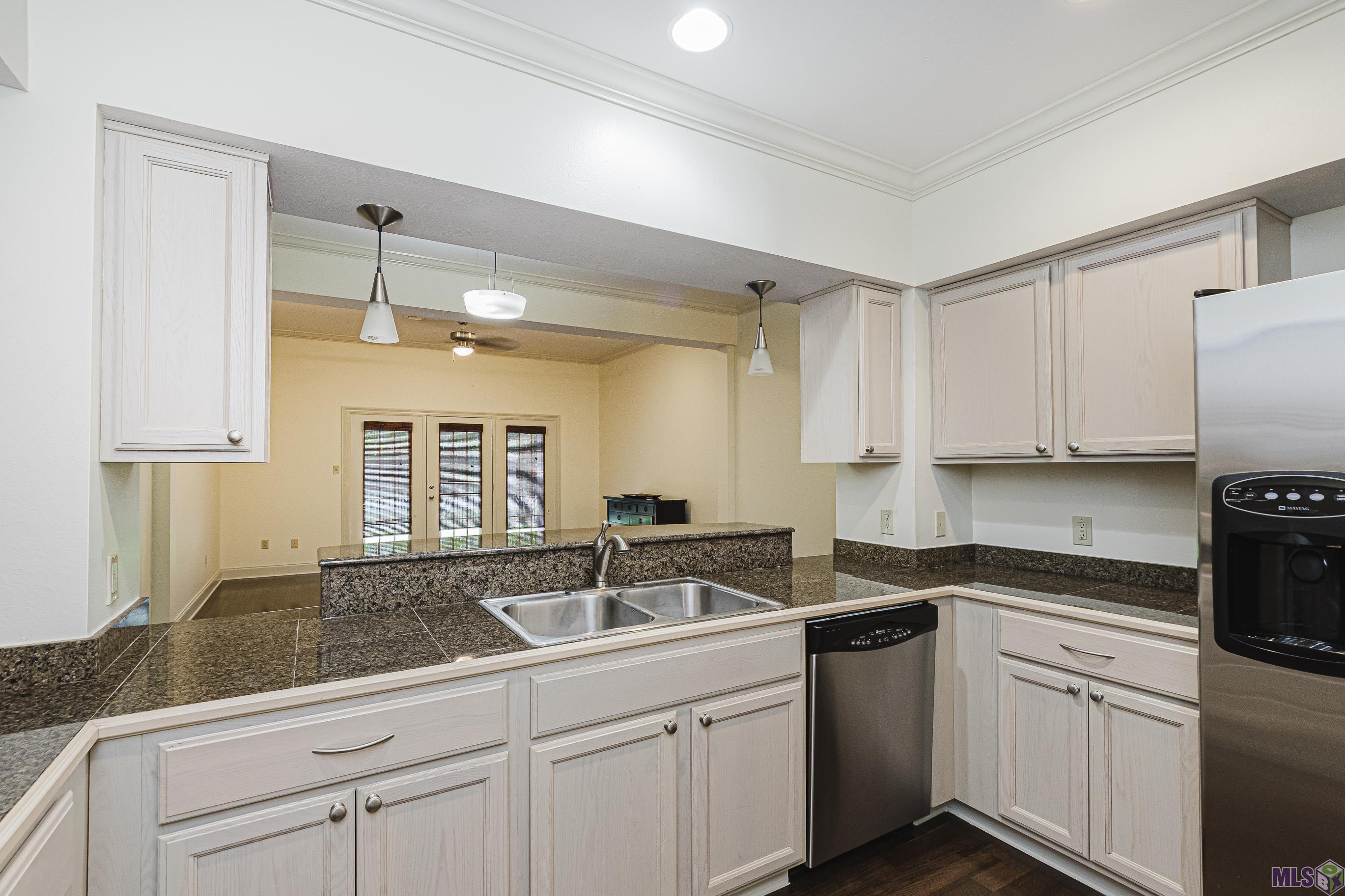 4230 Highland Road, Unit 103 Baton Rouge, LA 70808 - Photo 3 of 15 Gallery Image 3