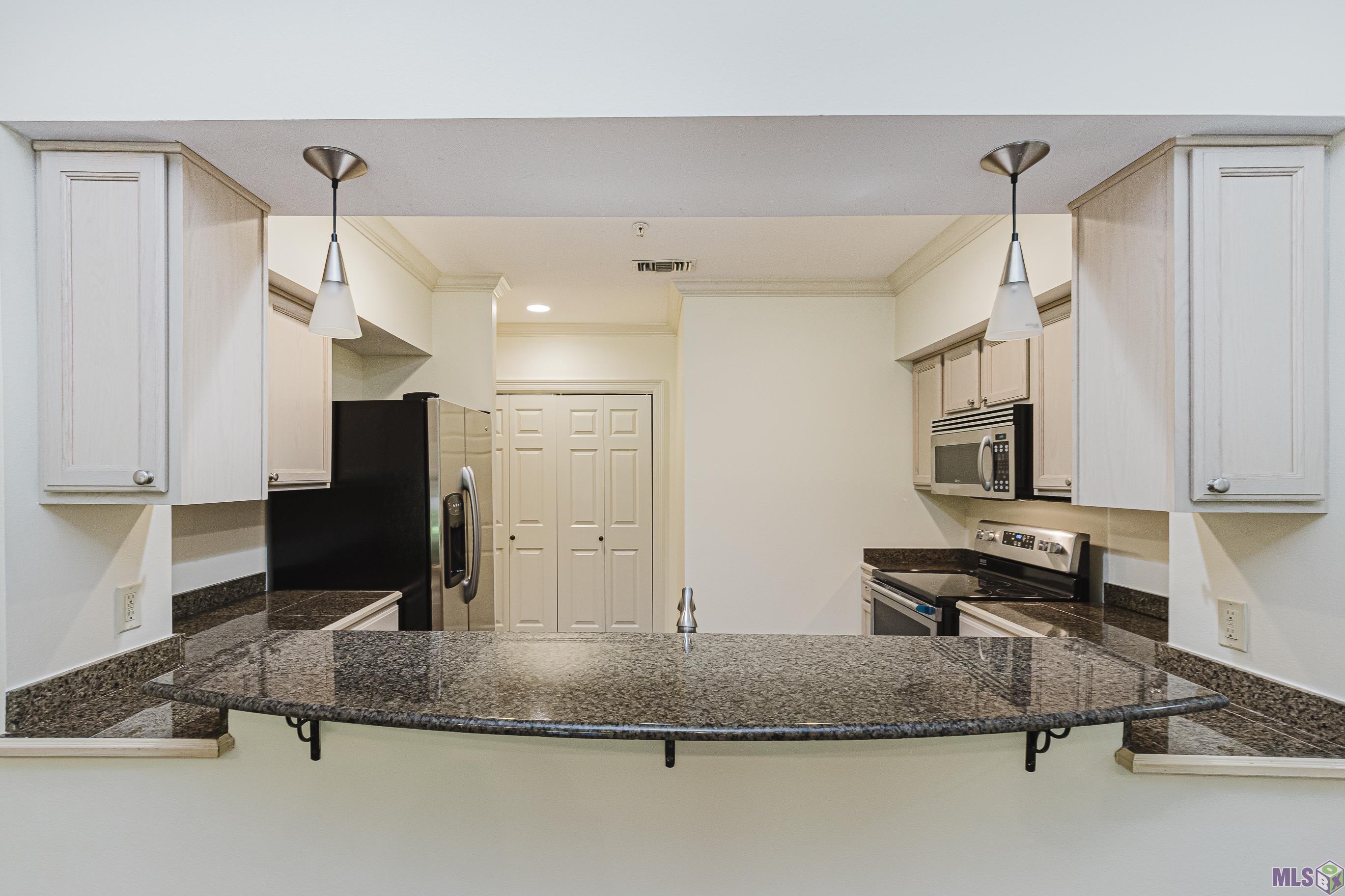 4230 Highland Road, Unit 103 Baton Rouge, LA 70808 - Photo 5 of 15 Gallery Image 5