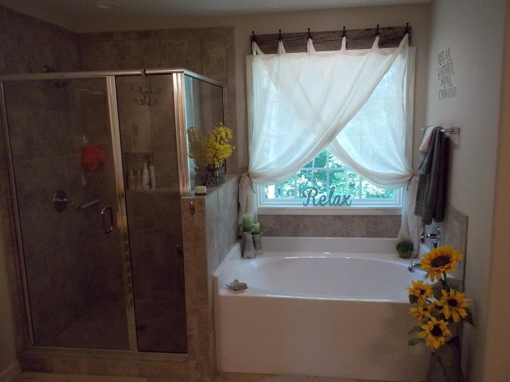 33 Lilac Path Hamilton, GA 31811 - Photo 32 of 46 Master bath