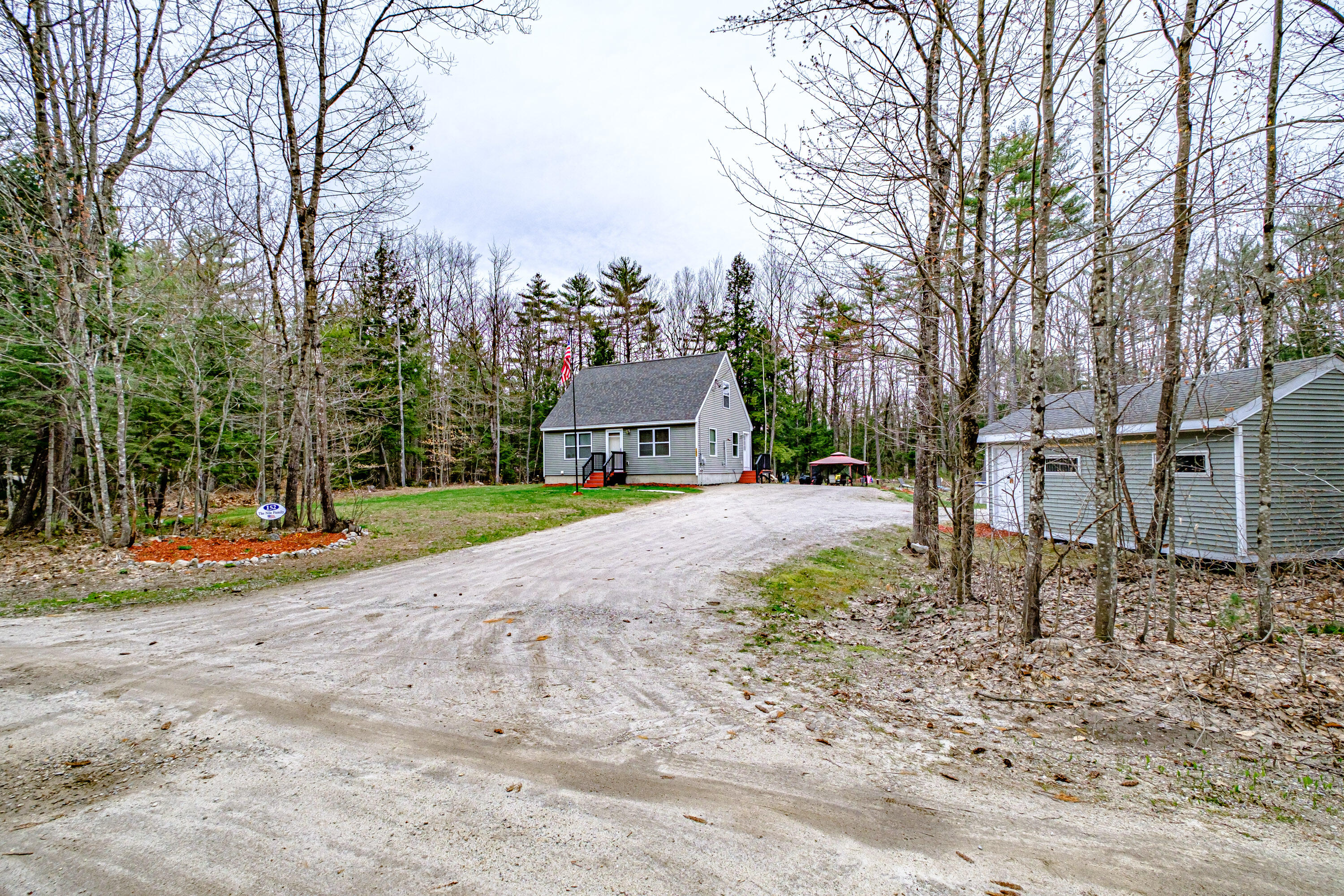 152 Colonial Circle Harrison