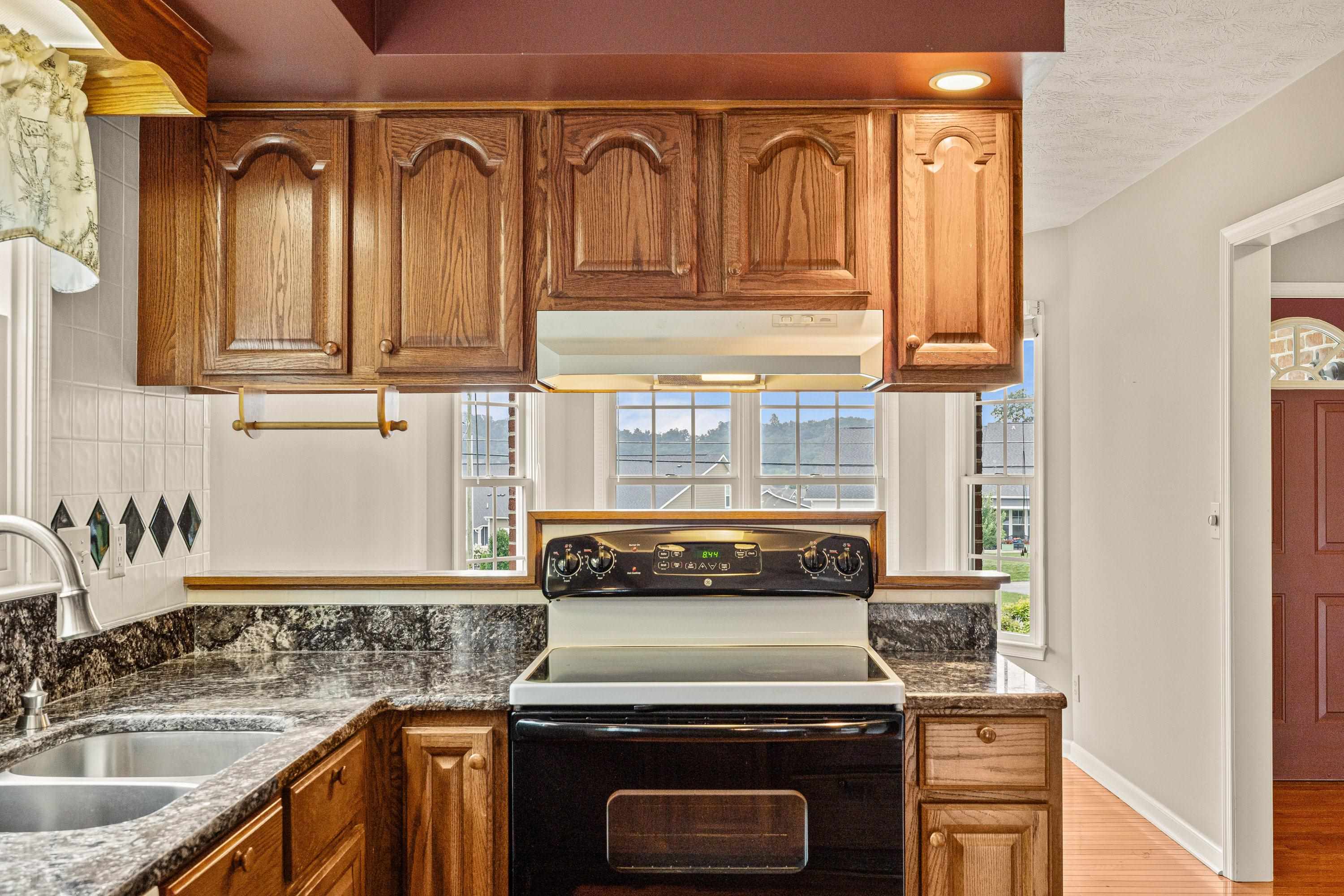 648 Boyers Road Harrisonburg, VA 22801 - Photo 18 of 75 Kitchen