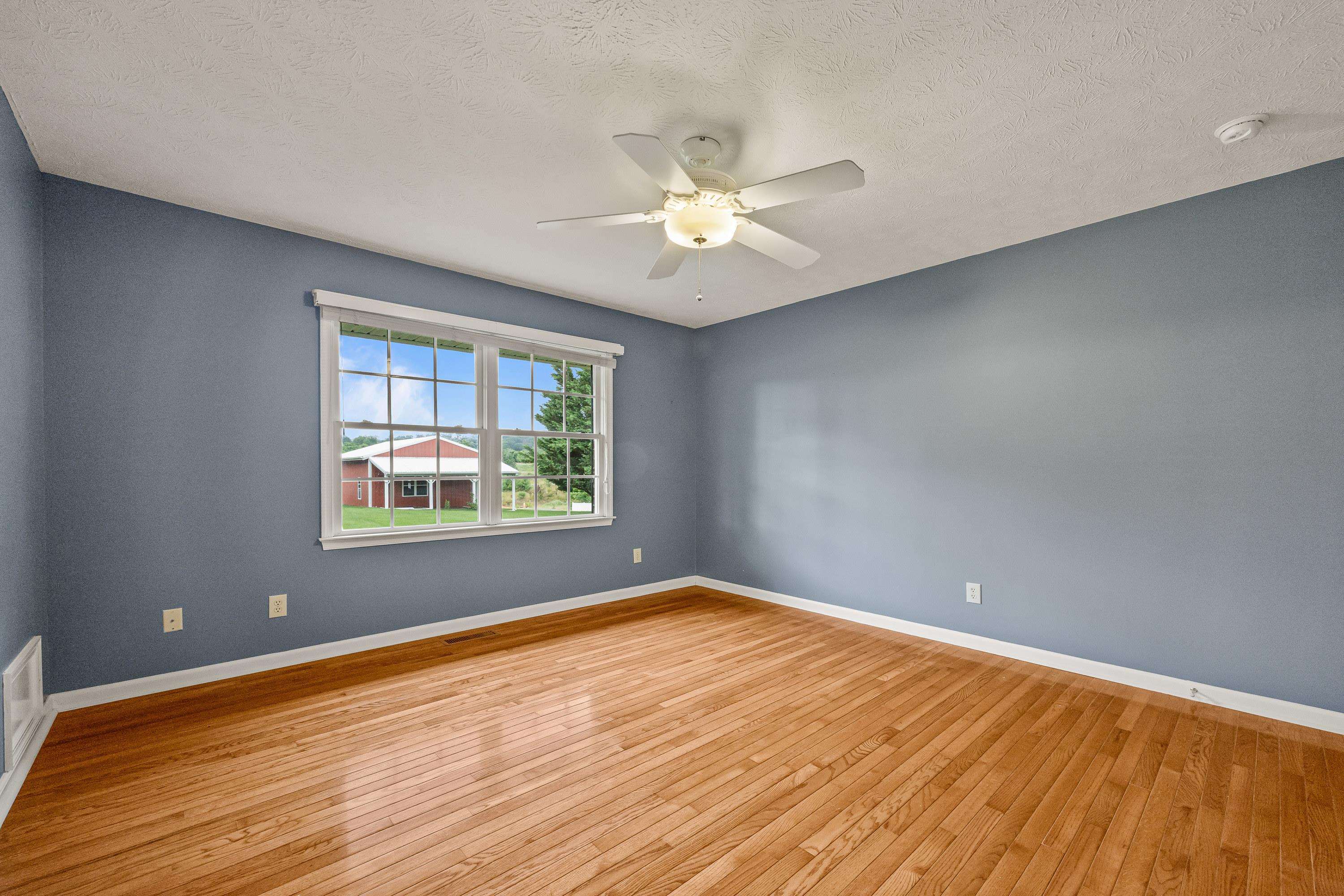 648 Boyers Road Harrisonburg, VA 22801 - Photo 28 of 75 Primary Bedroom