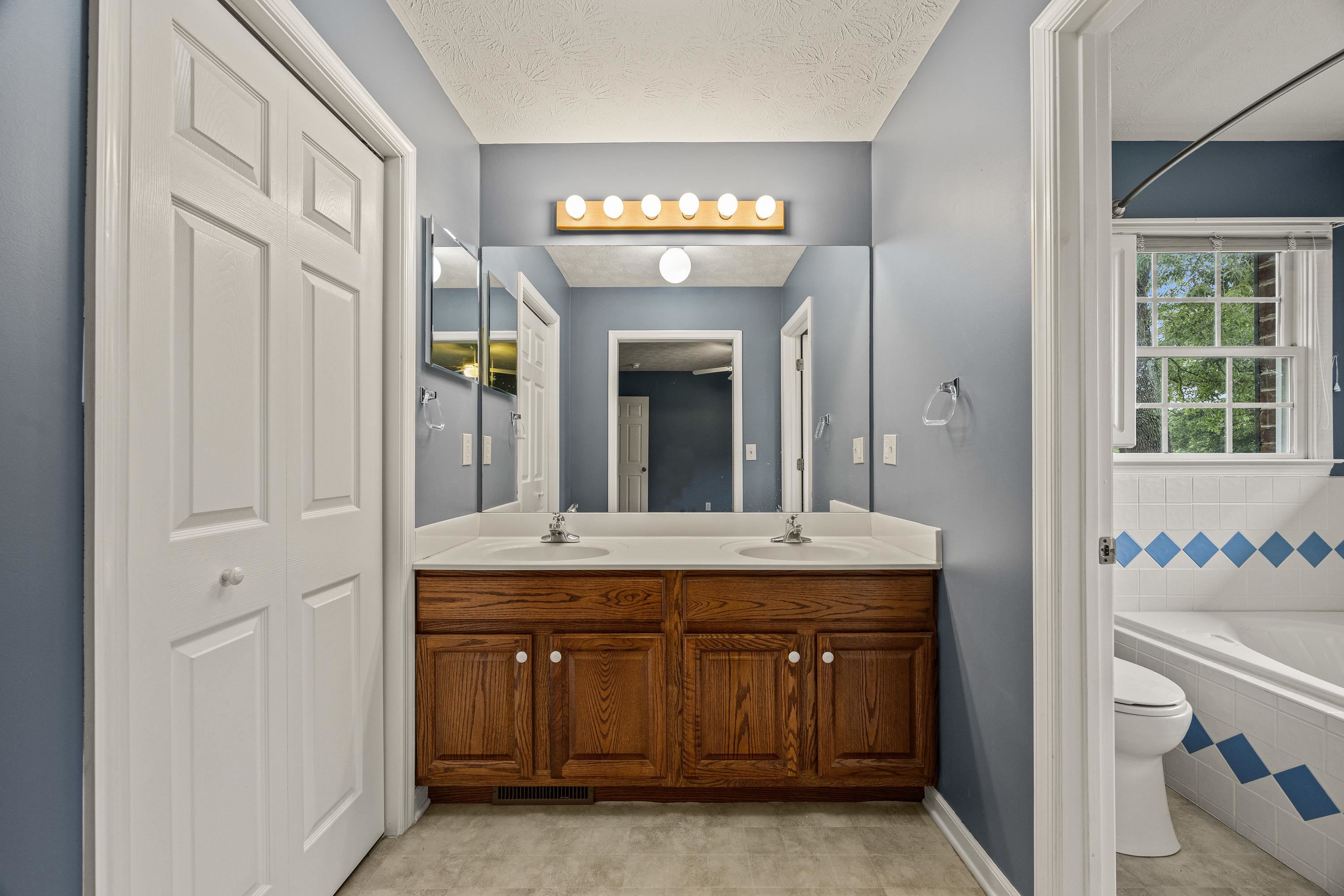 648 Boyers Road Harrisonburg, VA 22801 - Photo 29 of 75 Primary Bathroom