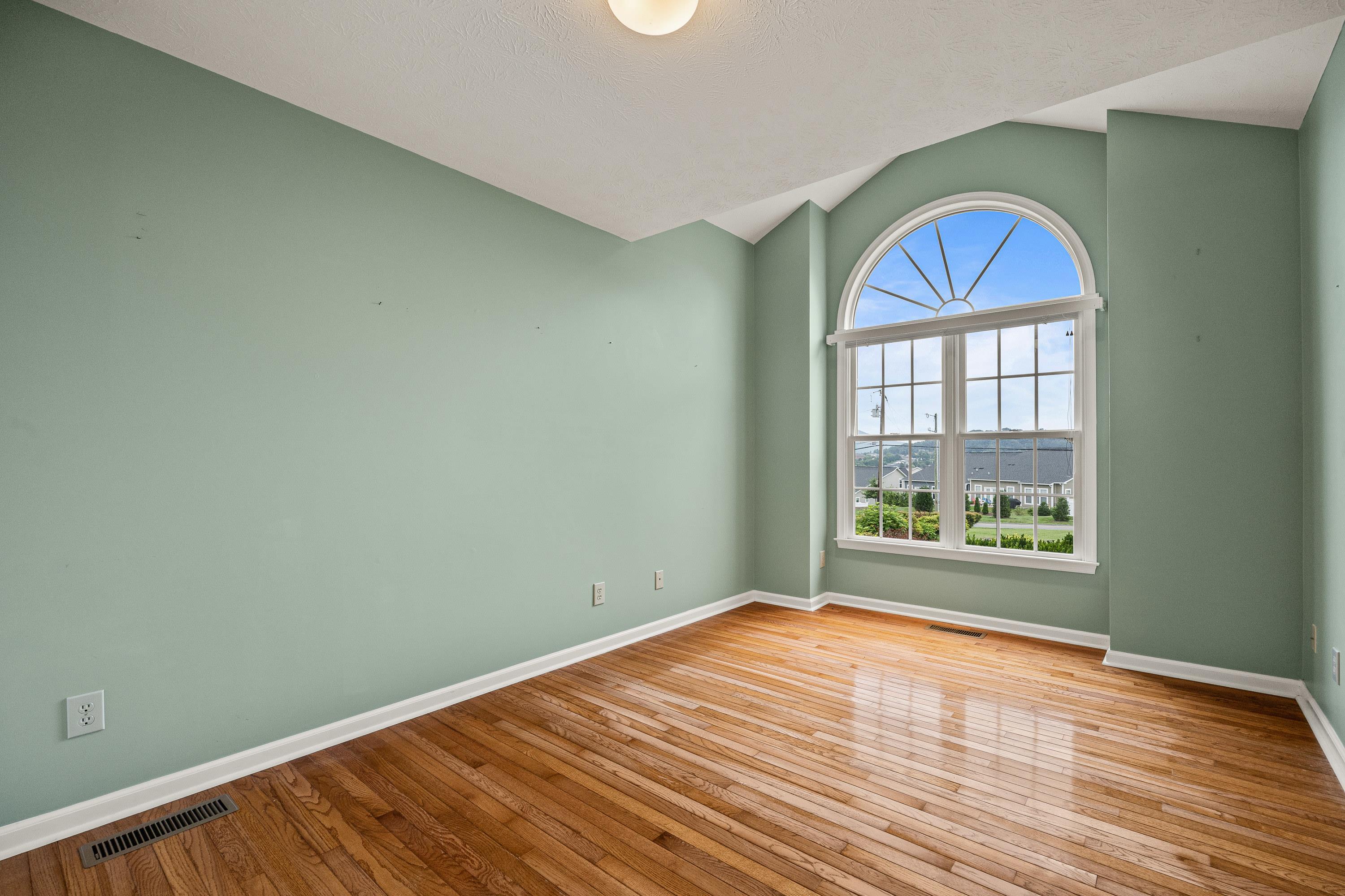 648 Boyers Road Harrisonburg, VA 22801 - Photo 33 of 75 Bedroom 3