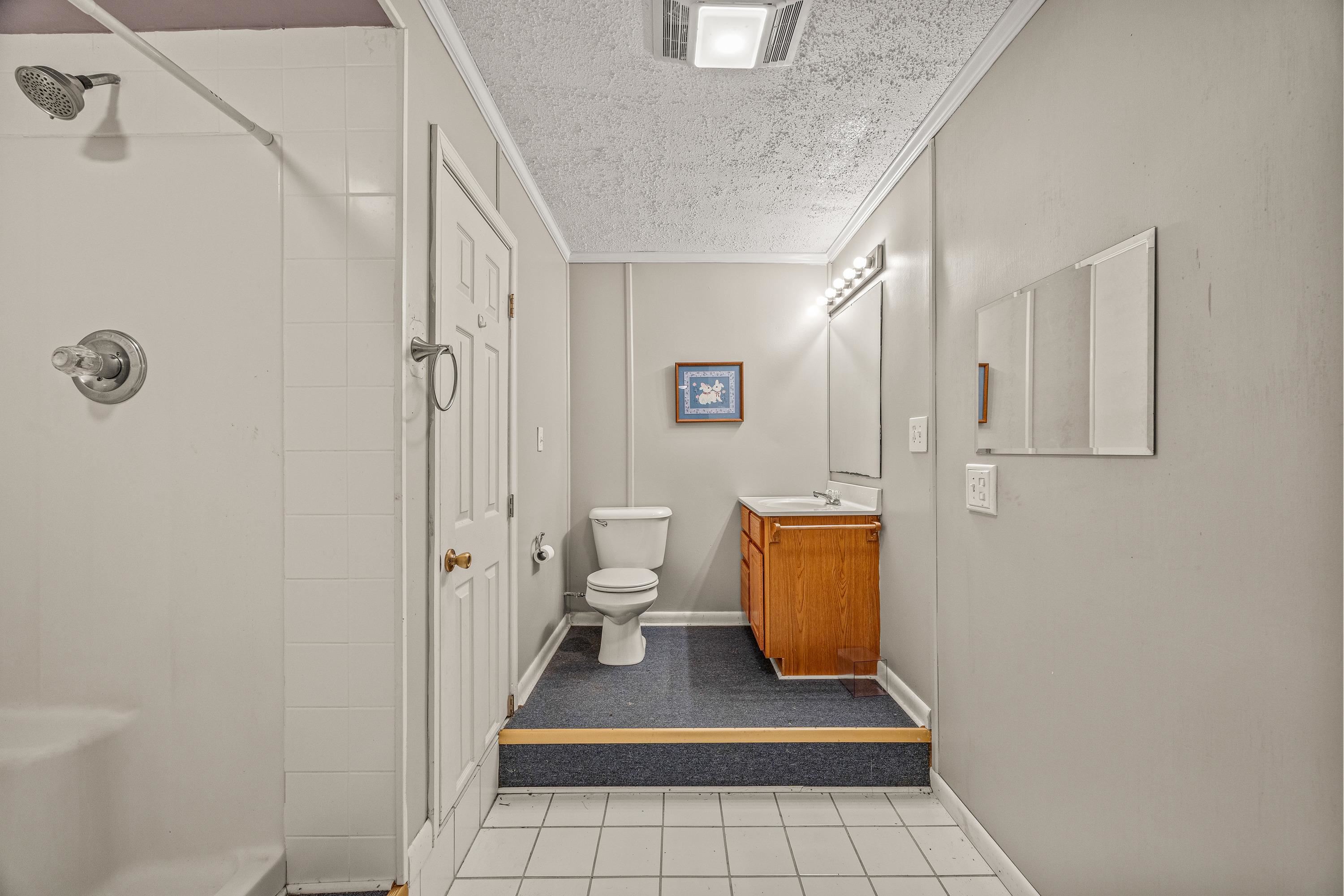 648 Boyers Road Harrisonburg, VA 22801 - Photo 48 of 75 Bathroom 3