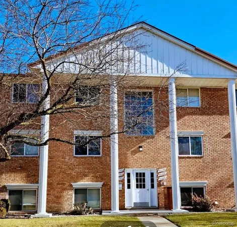 $1,200 | 51166 Johns Drive, New Baltimore, MI 48047