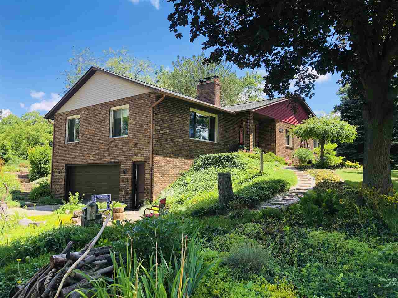 6283 North McKinley Road Flushing, MI 48433 - Photo 9 of 50 50047120-8.JPG
