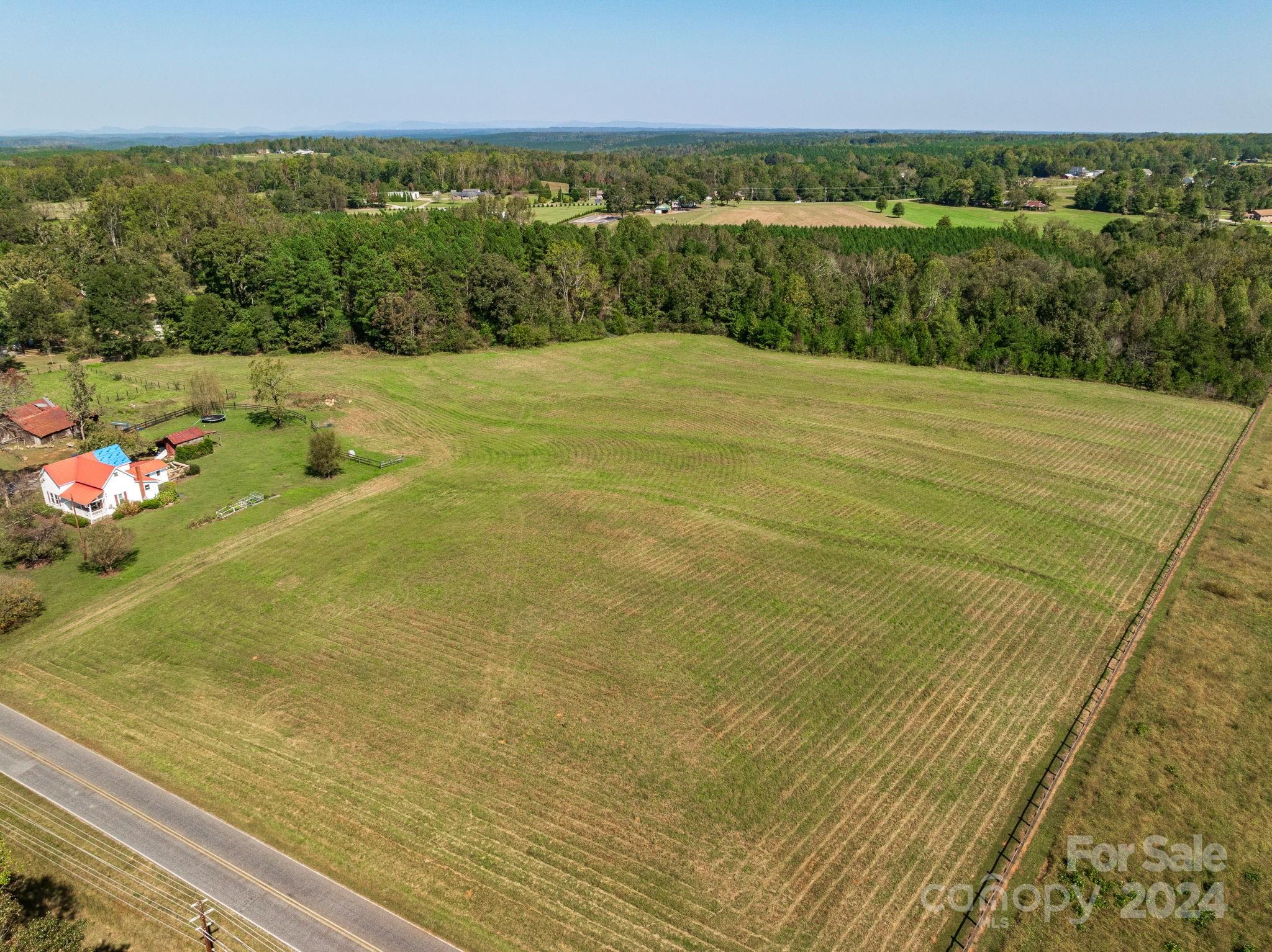 405 Mc Dowell Road Columbus, NC 28722 - Photo 11 of 20 Gallery Image 11