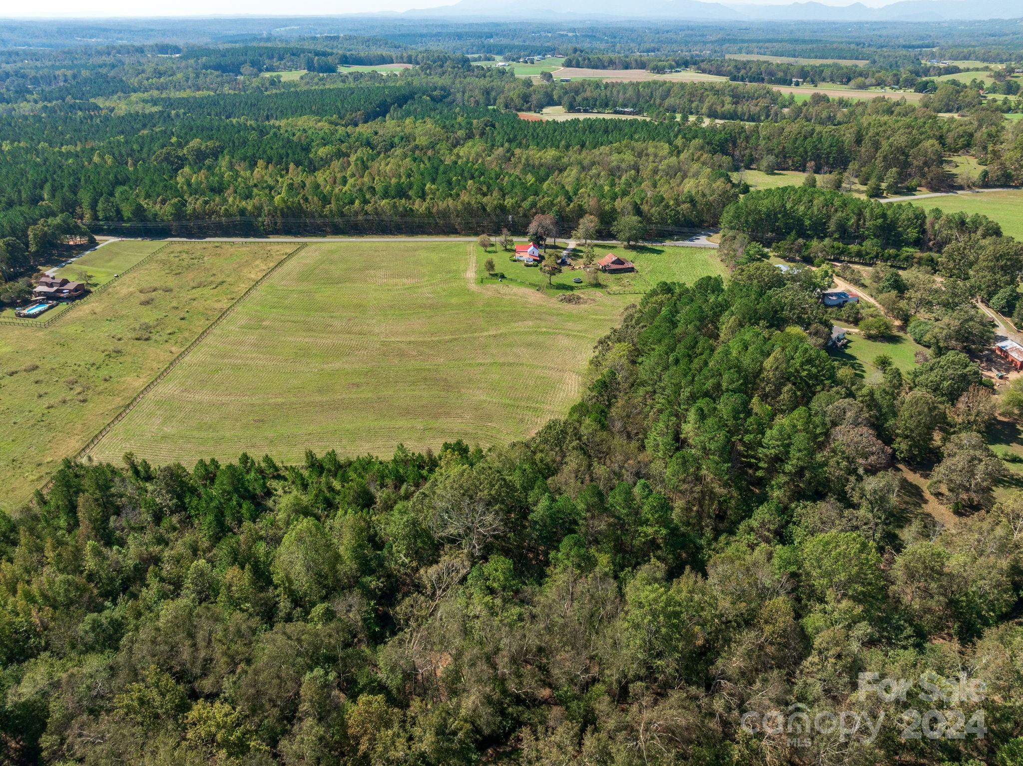405 Mc Dowell Road Columbus, NC 28722 - Photo 16 of 20 Gallery Image 16