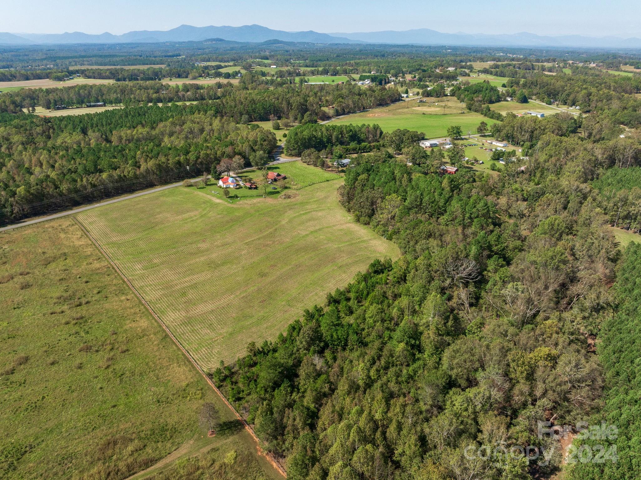 405 Mc Dowell Road Columbus, NC 28722 - Photo 18 of 20 Gallery Image 18