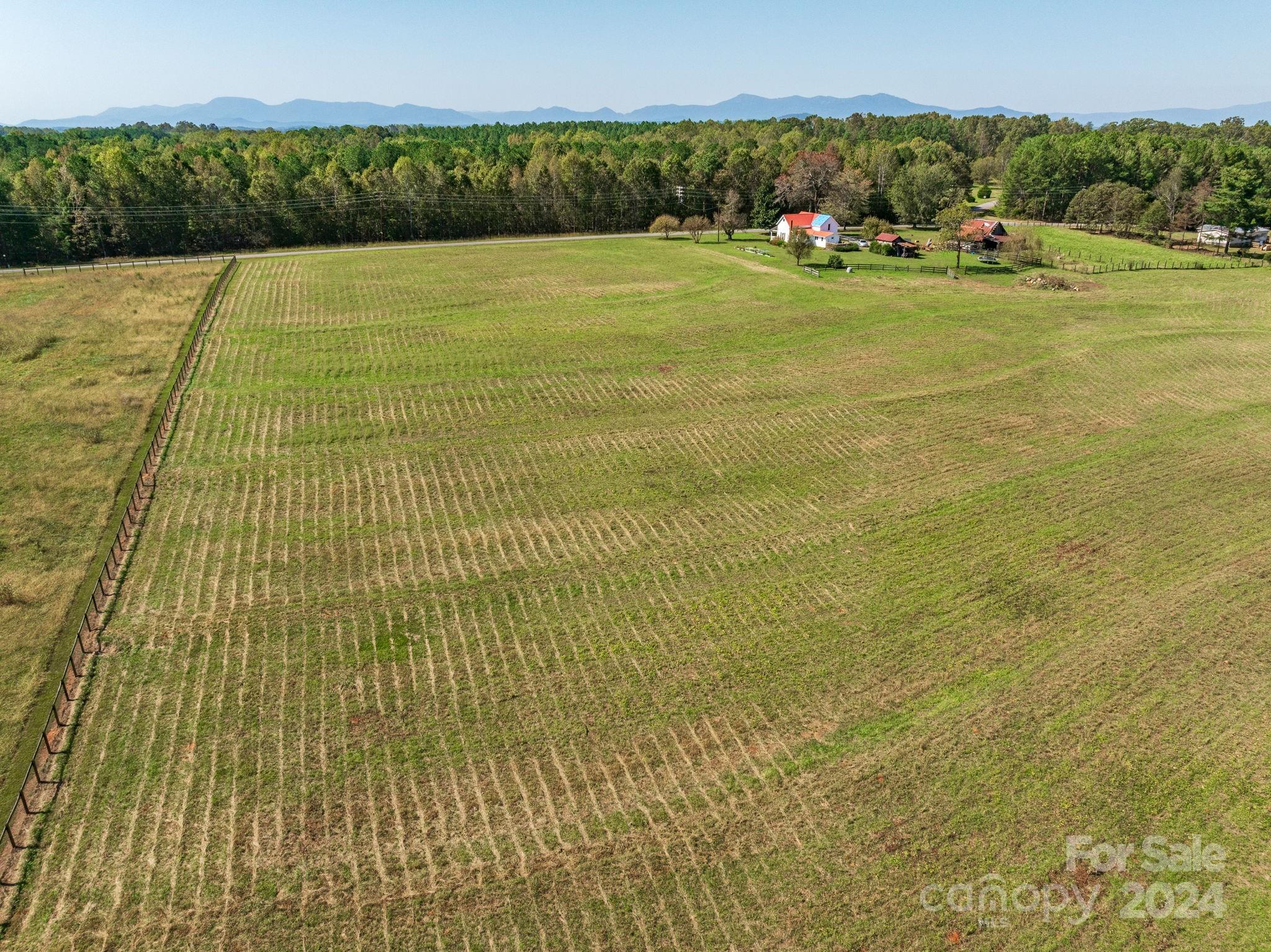 405 Mc Dowell Road Columbus, NC 28722 - Photo 3 of 20 Gallery Image 3