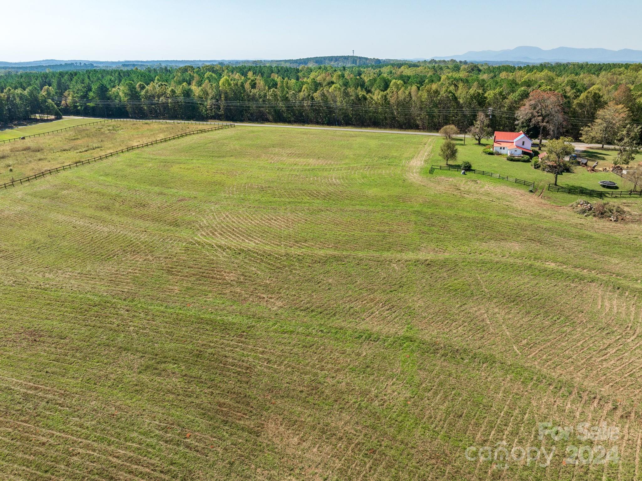 405 Mc Dowell Road Columbus, NC 28722 - Photo 10 of 20 Gallery Image 10